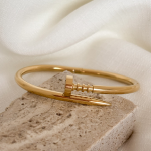 Bracelete prego liso