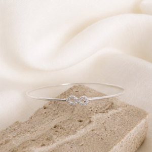 Bracelete infinito cravejado