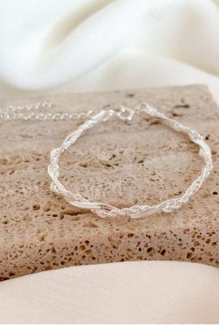 Pulseira entrelaçada fita laminada e baiano