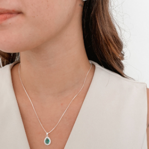 Conjunto gota detalhado verde